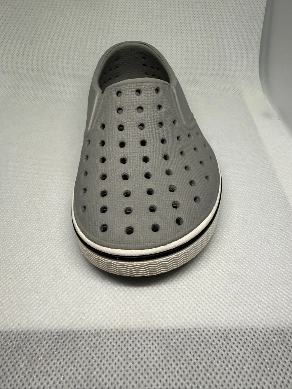 Native Kids Slip-On Water Shoe Light Gray with Blue Accent Size C6